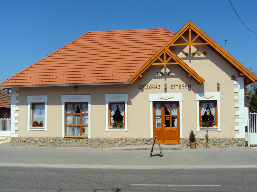 Pompos dlhz s tterem